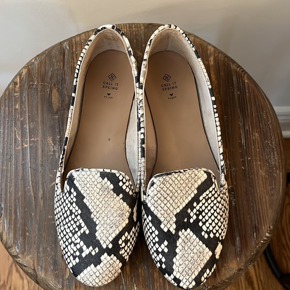 CALL IT SPRING LOAFERS - Picture 2 of 2